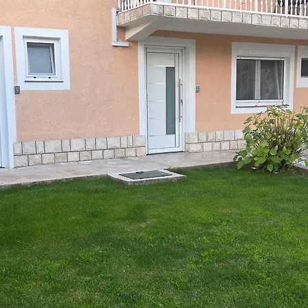 Appartement Vesa - Free Secure Garage, Smart Access & Modern Comfo Mostar