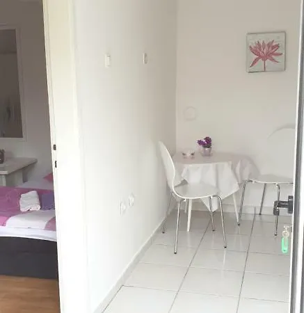Vila Vesa - Free Secure Garage, Smart Access & Modern Comfo *