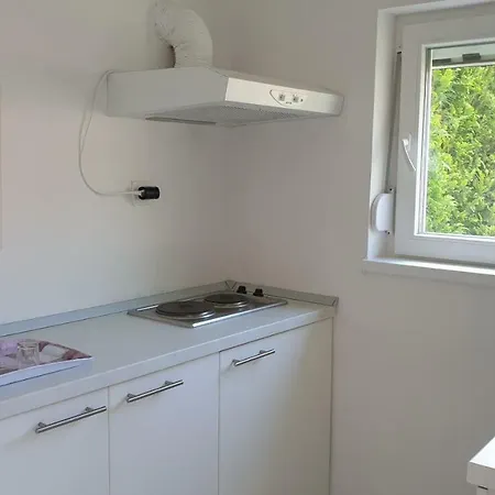 Vila Vesa - Free Secure Garage, Smart Access & Modern Comfo * モスタル