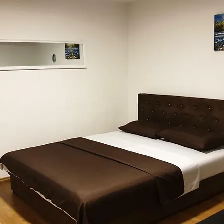 Vila Vesa - Free Secure Garage, Smart Access & Modern Comfo