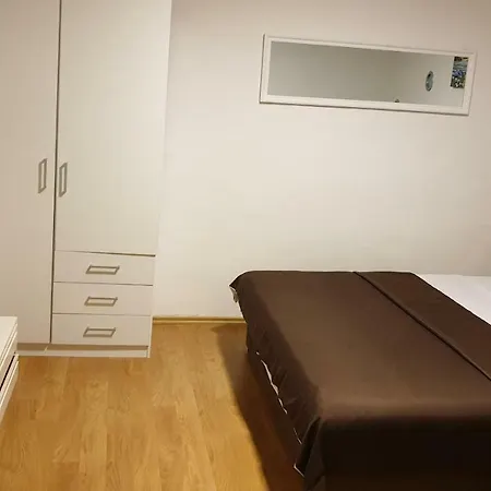 Vesa Lejlighed *